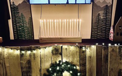 Cozy Christmas Party Decor & Ideas